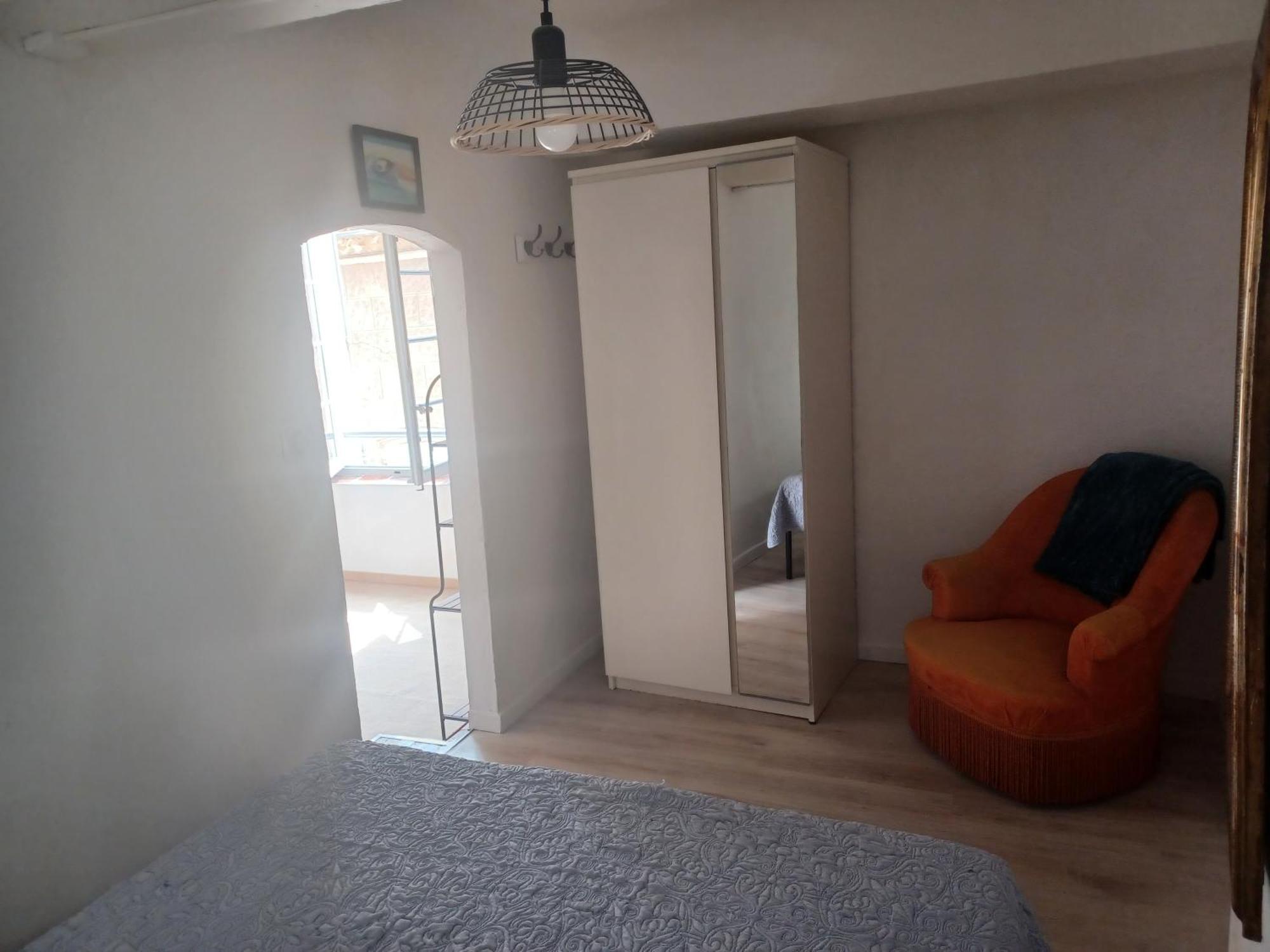 Apartamento L'Horloge Aups Exterior foto